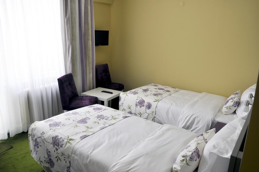 Mini Harem Hotel Истанбул Стая снимка